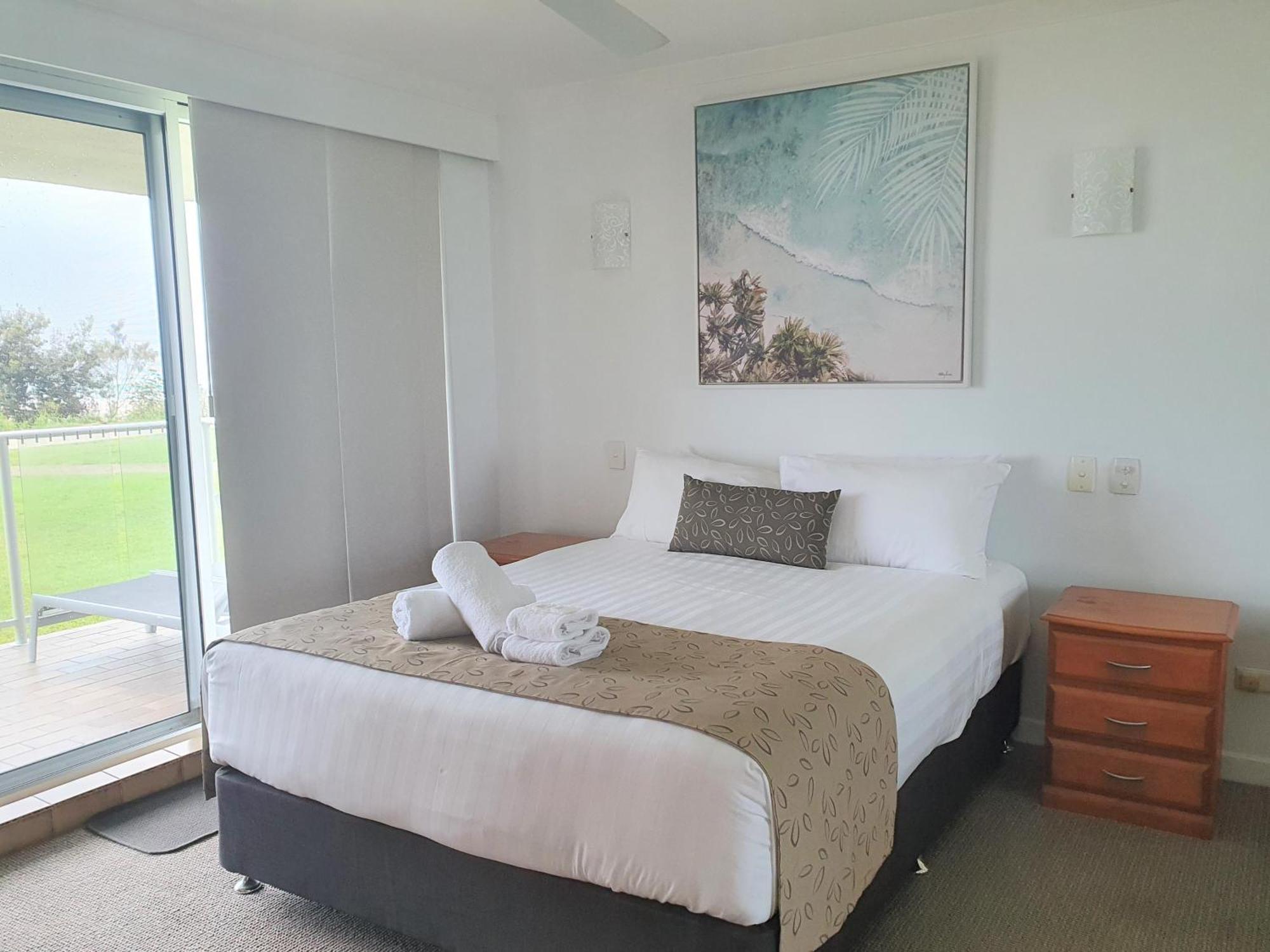 Pacific Surf Absolute Beachfront Apartments Gold Coast Ngoại thất bức ảnh